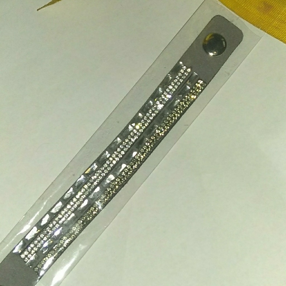 Snap on bracelets